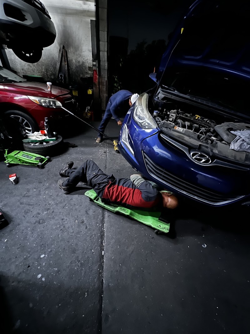 Figueroa's Auto Repair in Los Angeles